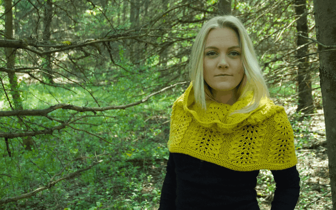 Want to Knit an Elegant and Warm Cowl?
